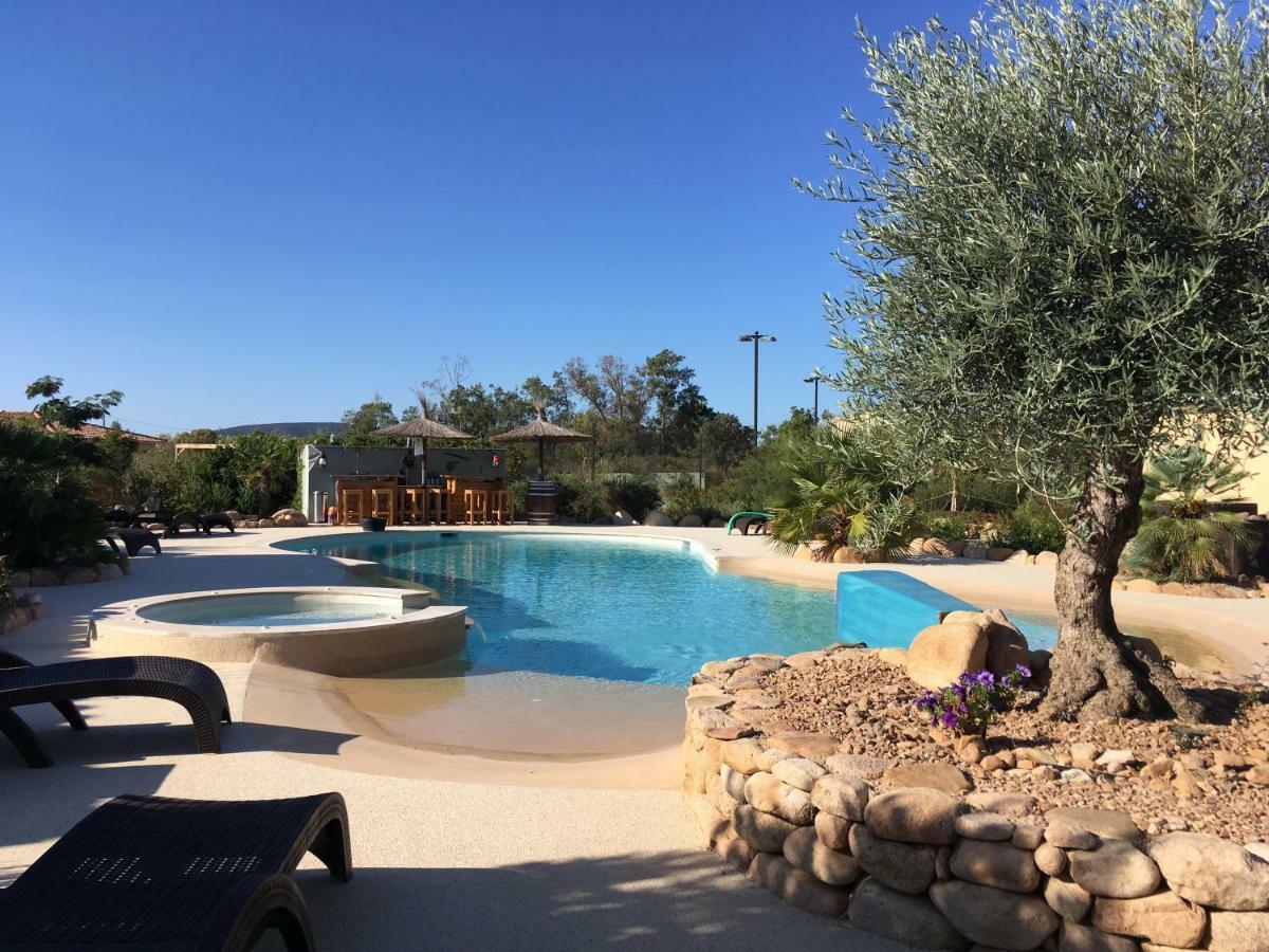 L'Hacienda Piscine Chauffee A 28, Spa, Boulodrome Et Court De Tennis Prives, 2 Villas Independantes Porto-Vecchio  Bagian luar foto